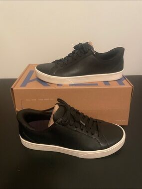 Kizik Irvine Plus Black/Pristine- Women’s 9 (Men’s 7.5) JB